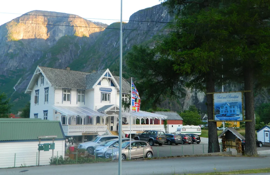 Eidfjord Gjestgiveri-1