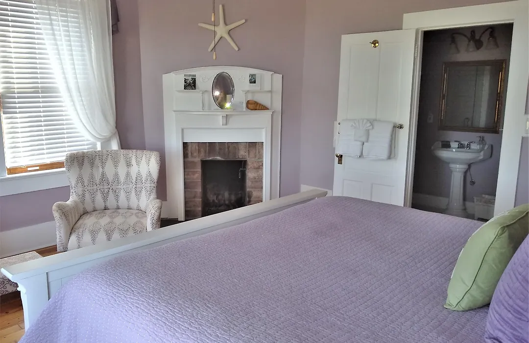 Surf Song Bed & Breakfast-1