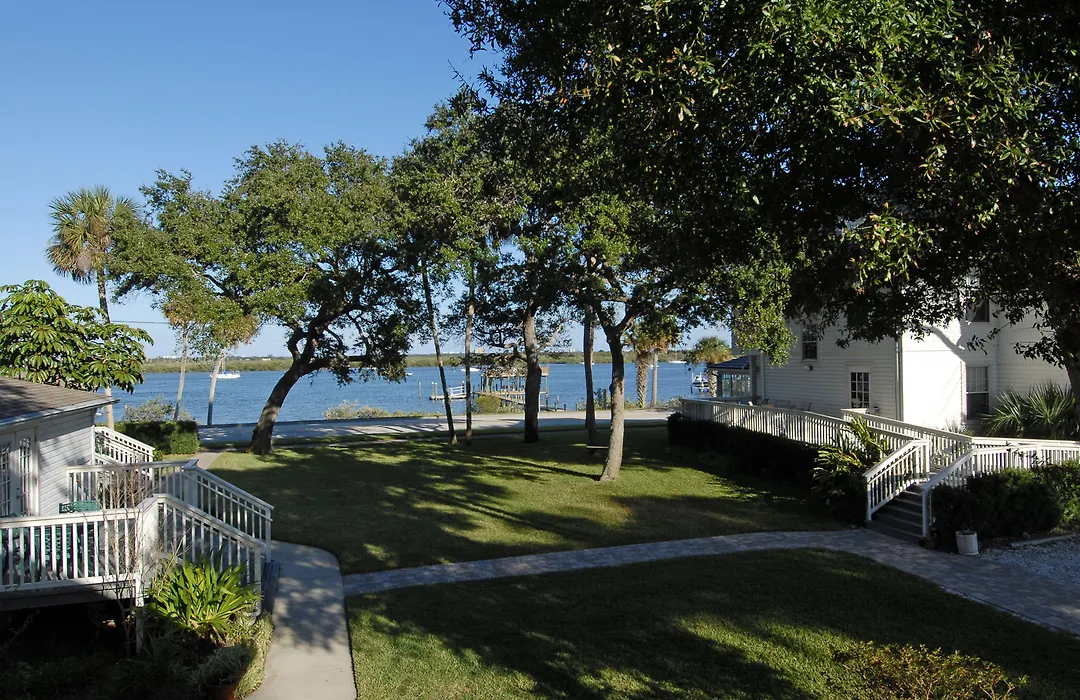 Night Swan Intracoastal Bed & Breakfast-1