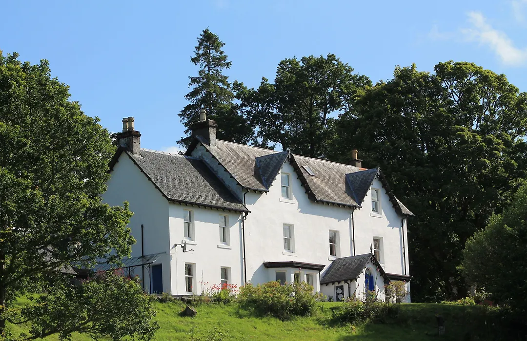 Tirindrish House B&B-1