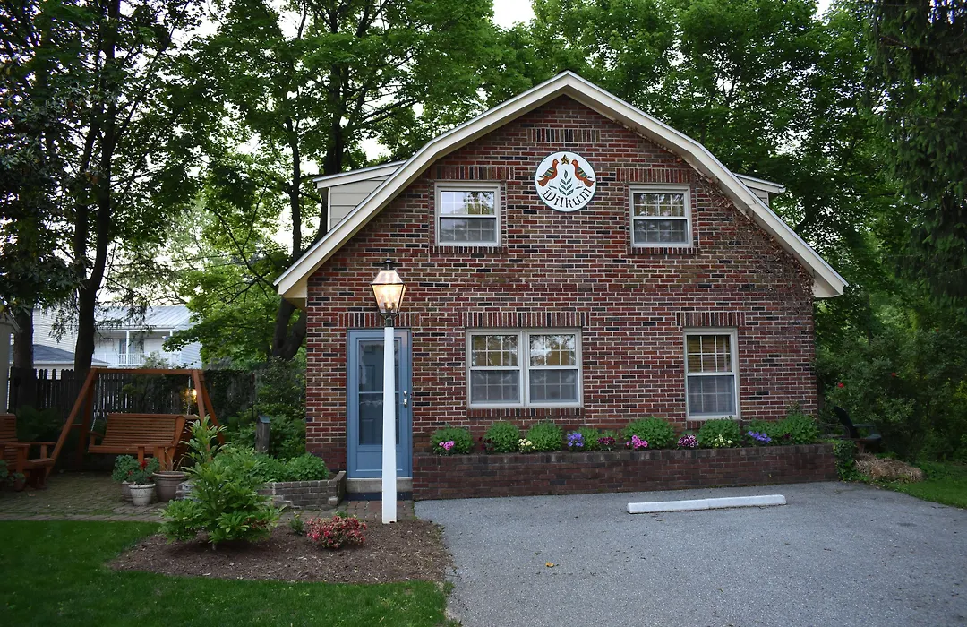 Apple Bin Inn-1