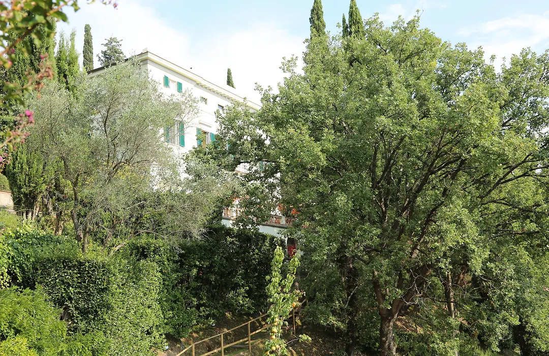 Villa Alta - Residenza D'Epoca Con Piscina-1