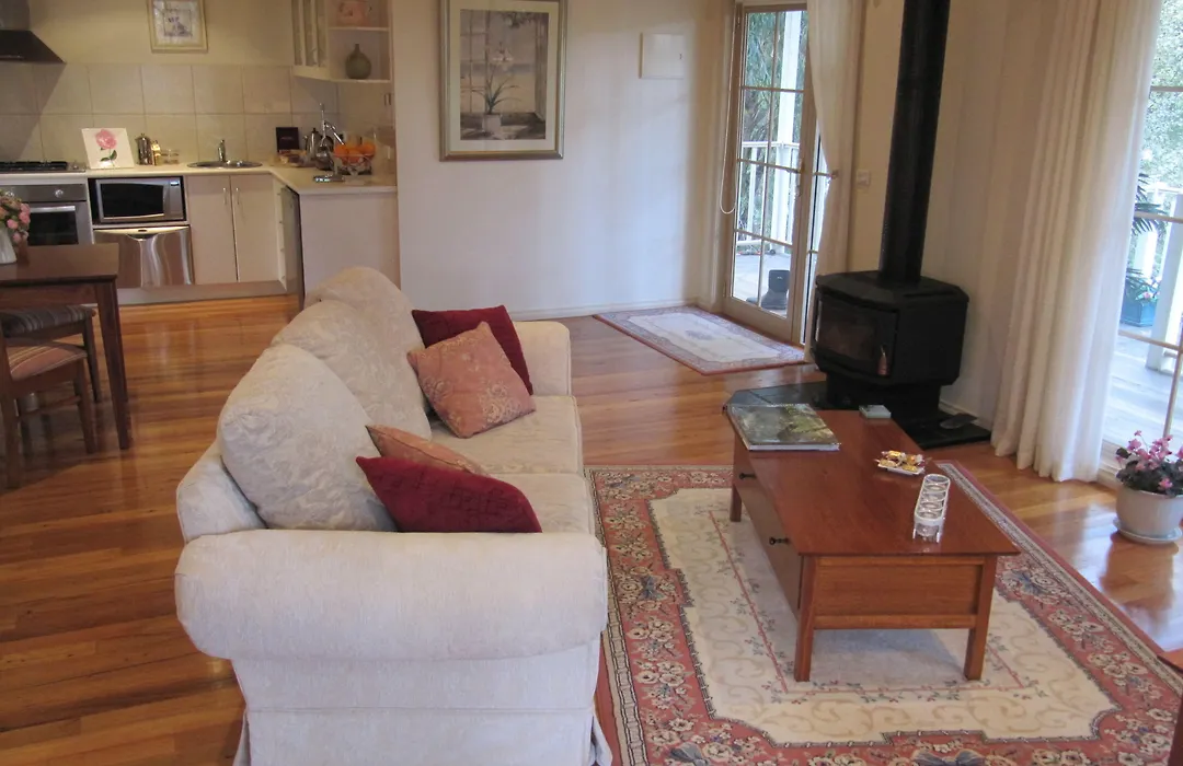 Myers Creek Cascades Luxury Cottages-1