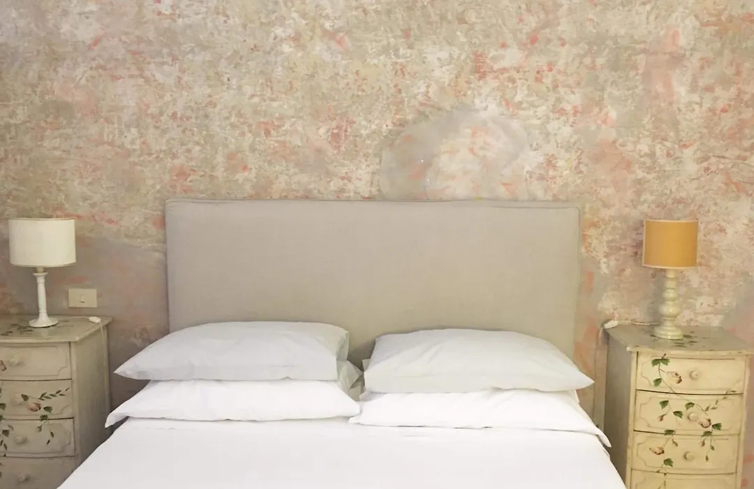 Vicolo del Lupo Guesthouse-1