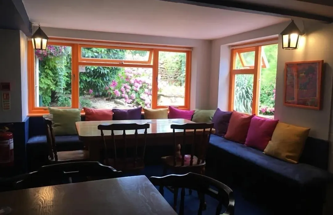 Phelips Arms-1