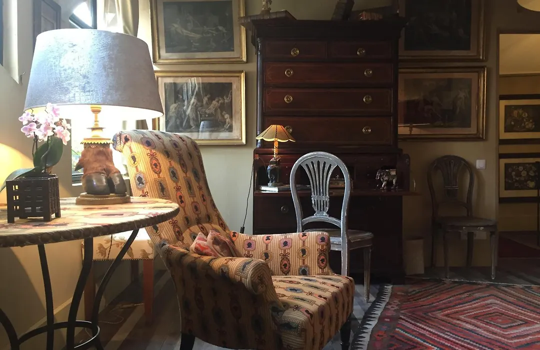 La Maison Rousseau Chambre d'hôtes-1