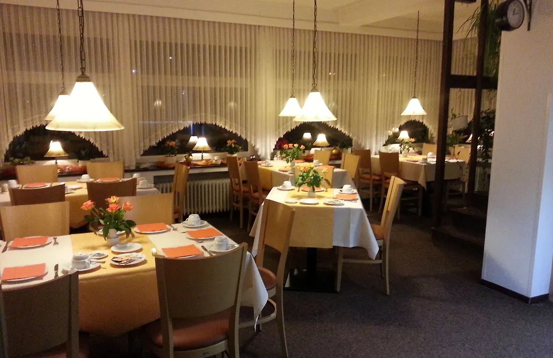 Ems-Hotel-1