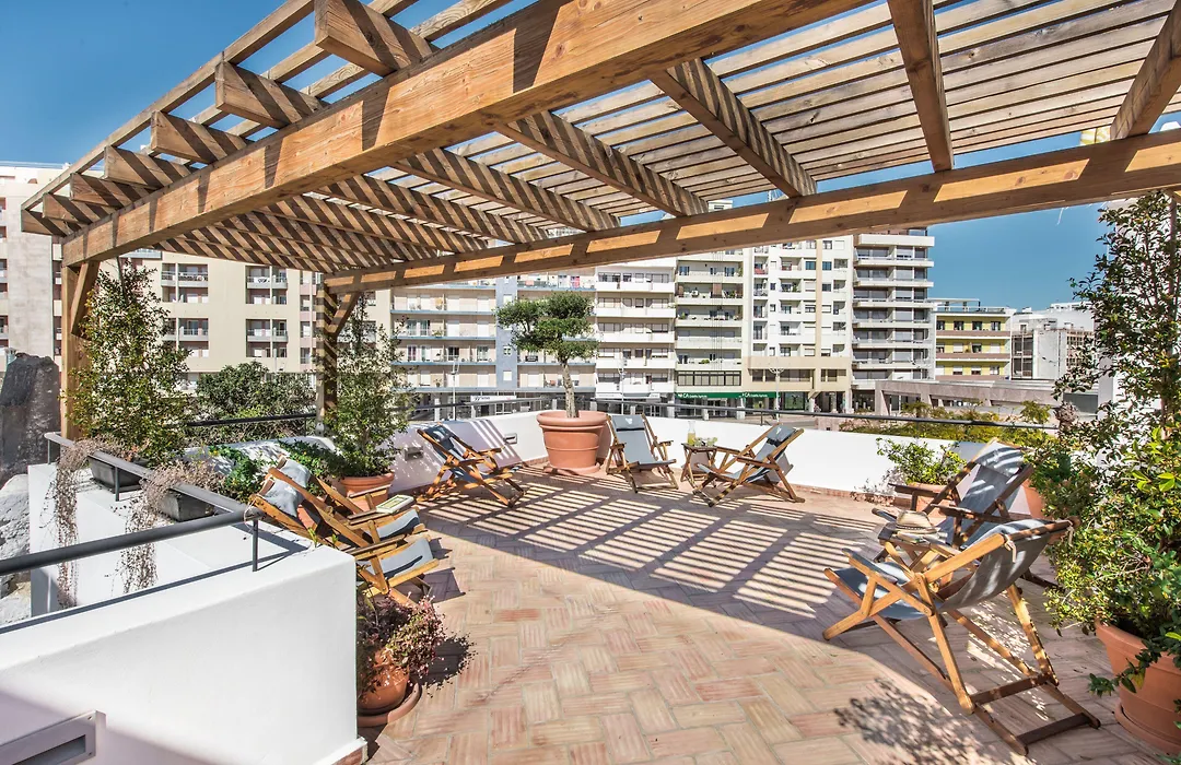 Lemon Tree Stay-1