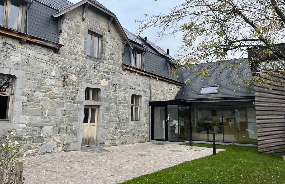 Le Presbytere De Sautour-1