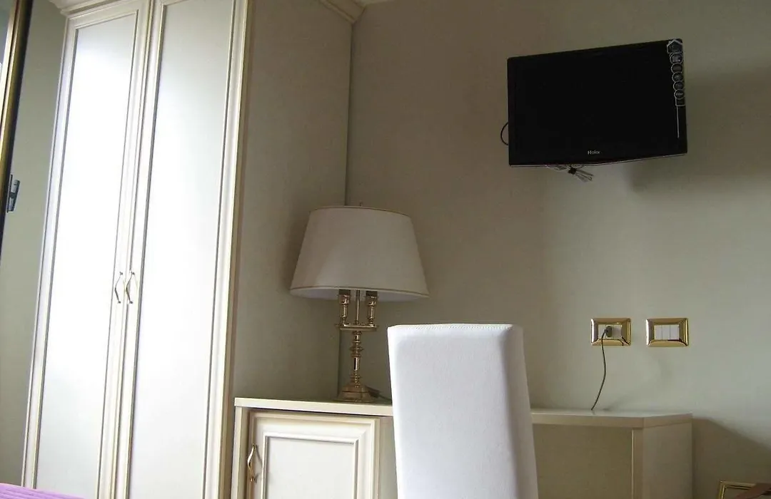 Appia Nuova Holiday B&B-1