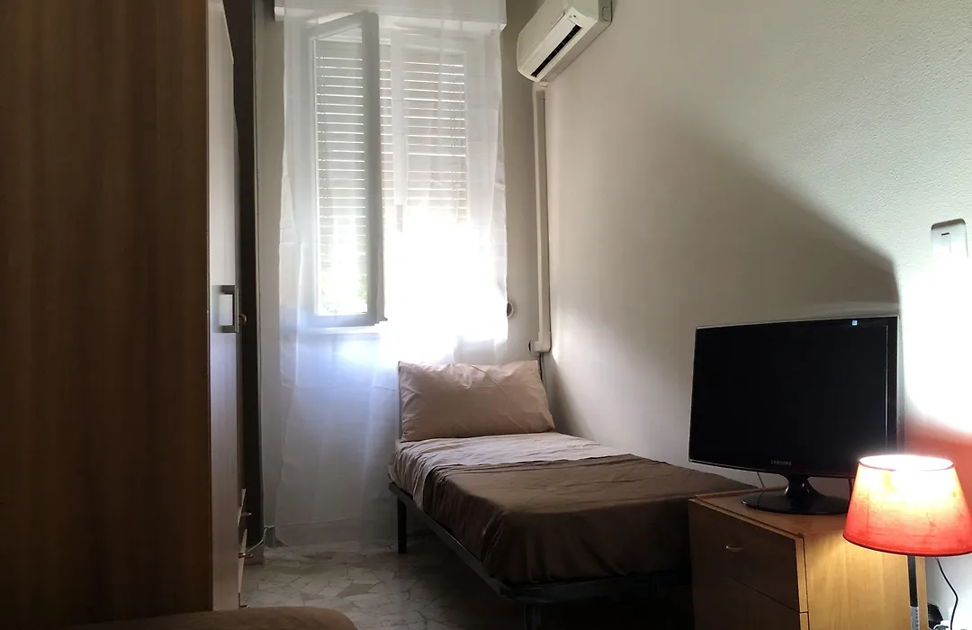 Etnea Glamour House-1