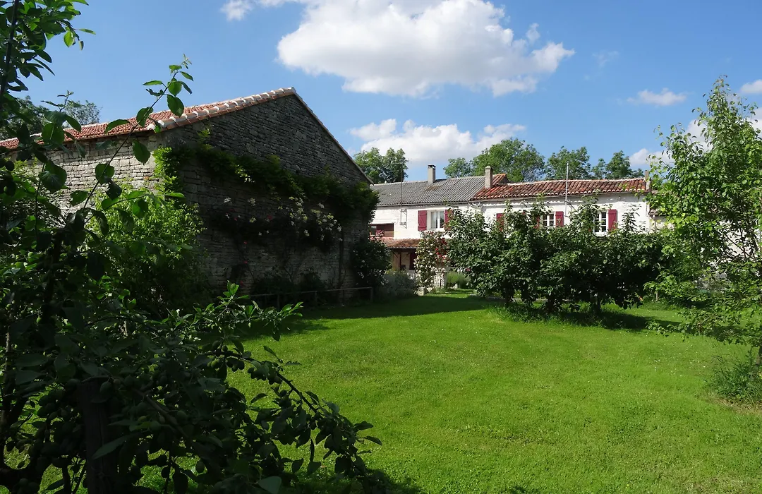 La Fontenelle Chambres d'Hôtes-1