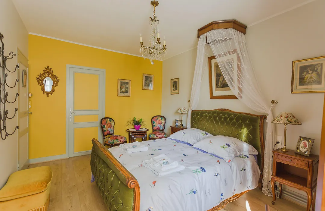 La Petite Maison près de l'Eglise-1