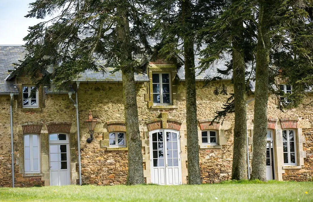 Chateau De La Goujonnerie-1