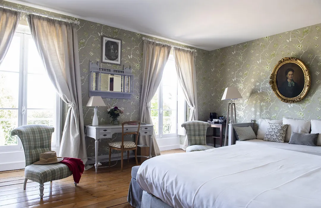 Chateau Ormes De Pez-1
