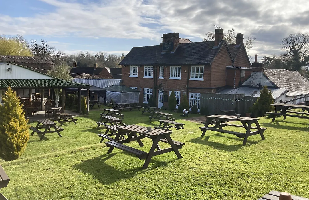 The Trusty Servant Inn-1