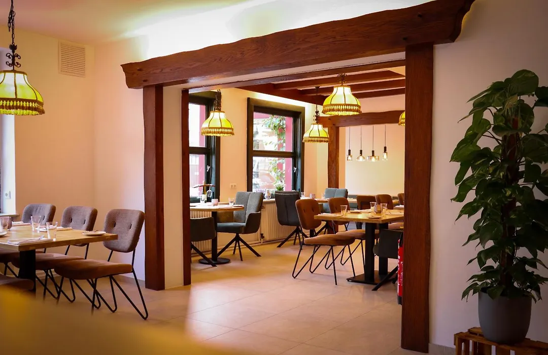 Weinhaus Hotel zum Josefshof-1