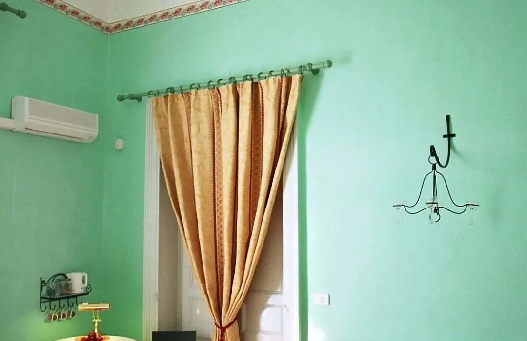 5 Balconi B&B-1