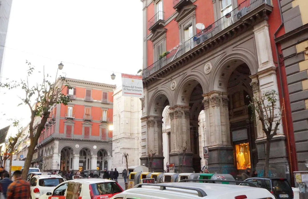 Duomo Luxury Suites-1