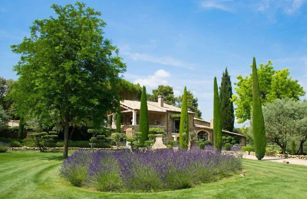 Domaine Les Roullets-1