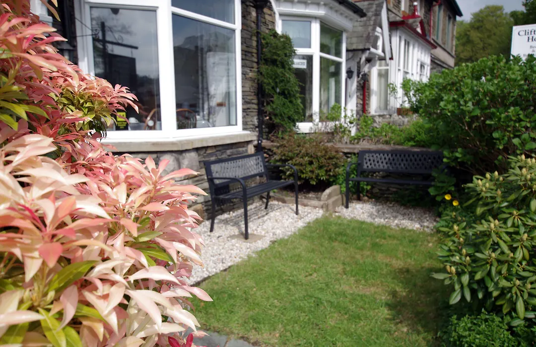 Brook House ― Free On-Site Car Park-1