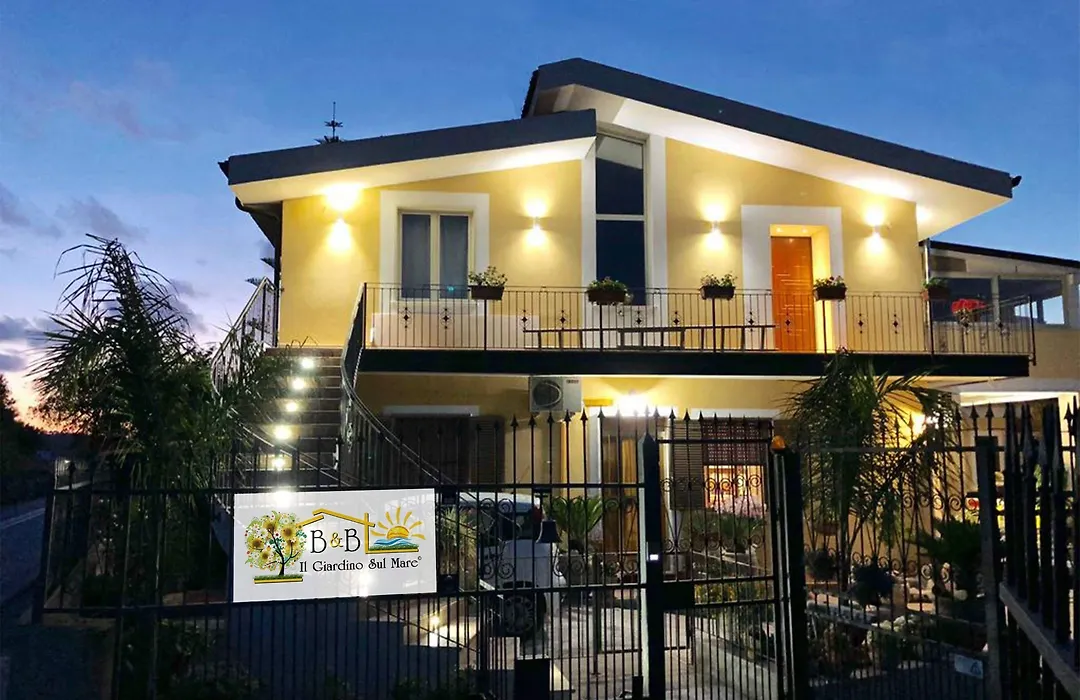 B&B Il Giardino sul Mare-1