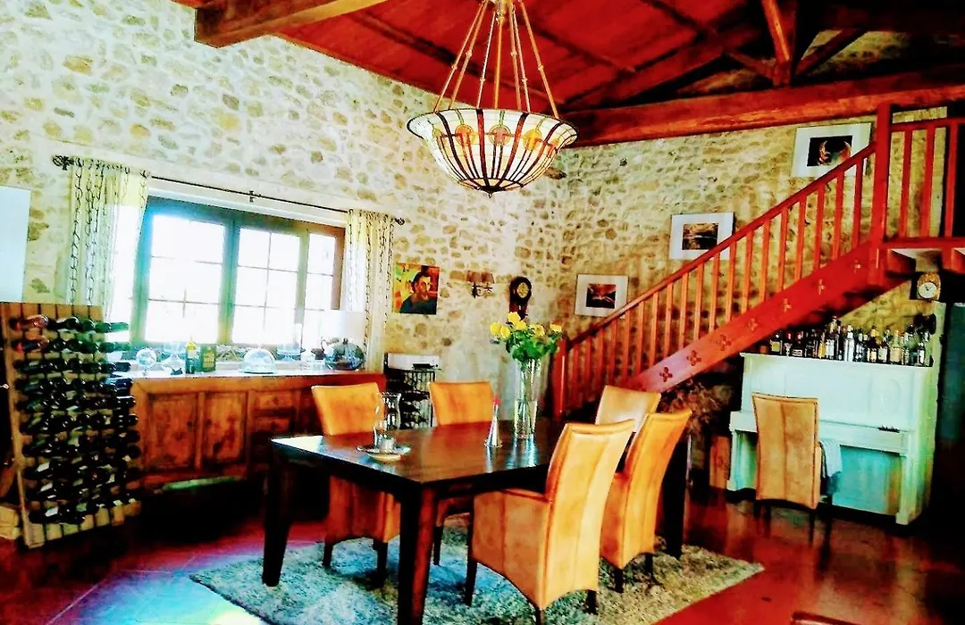 Luxe B&B maison á votre santé, in Bordeaux Wine Region-1