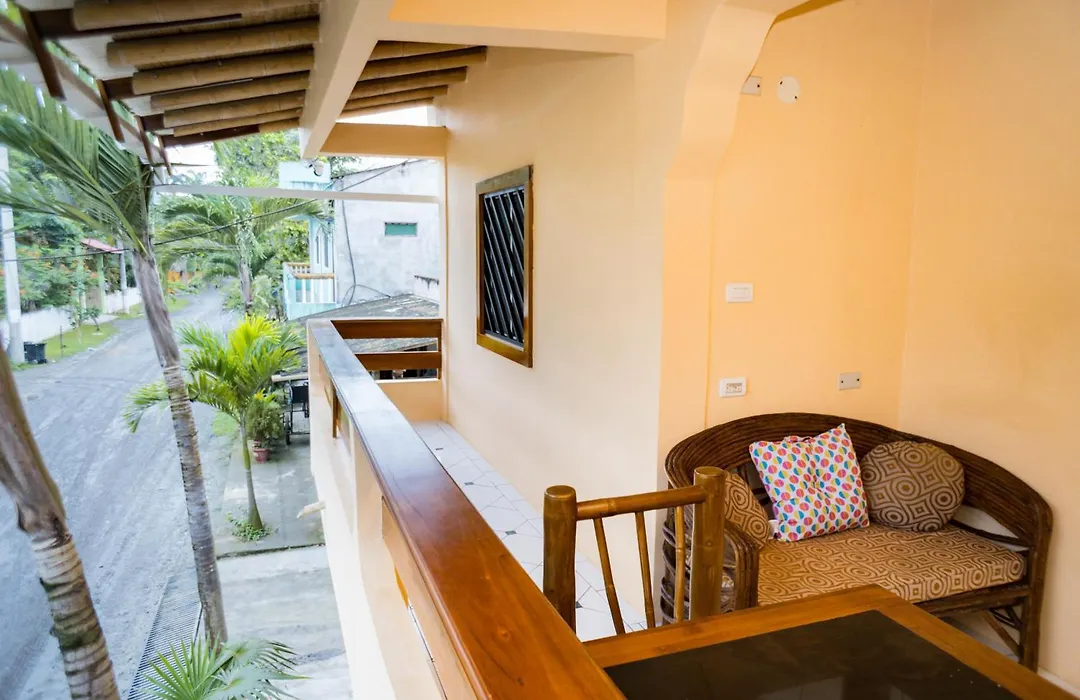 La Casa Naranja Hostal-1