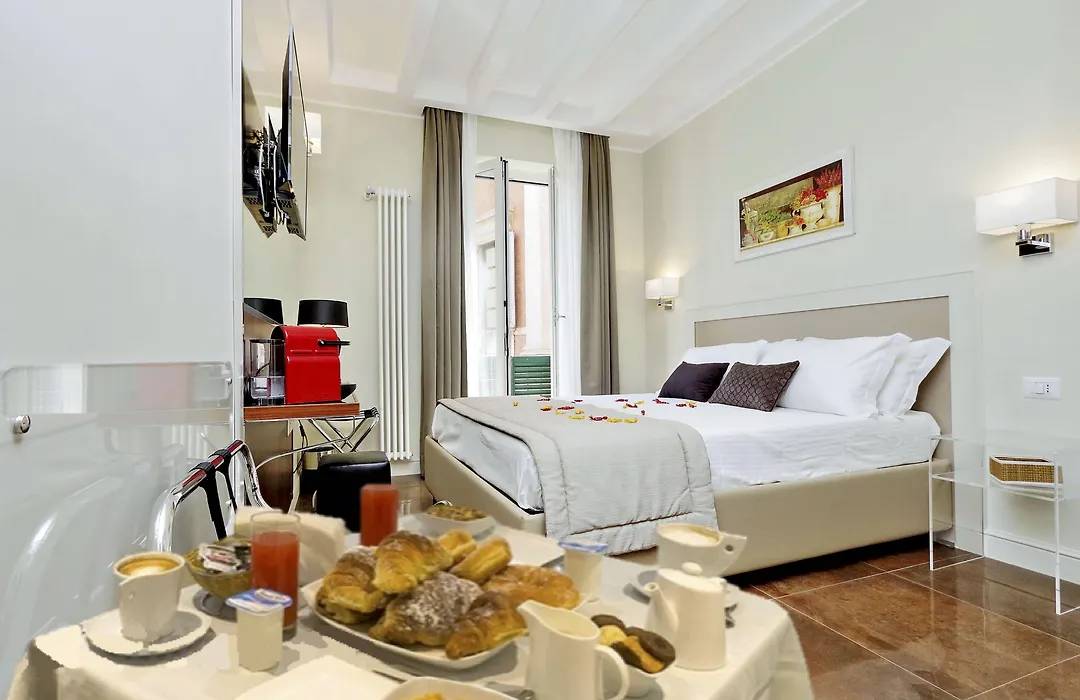 Piazza Venezia Grand Suite-1