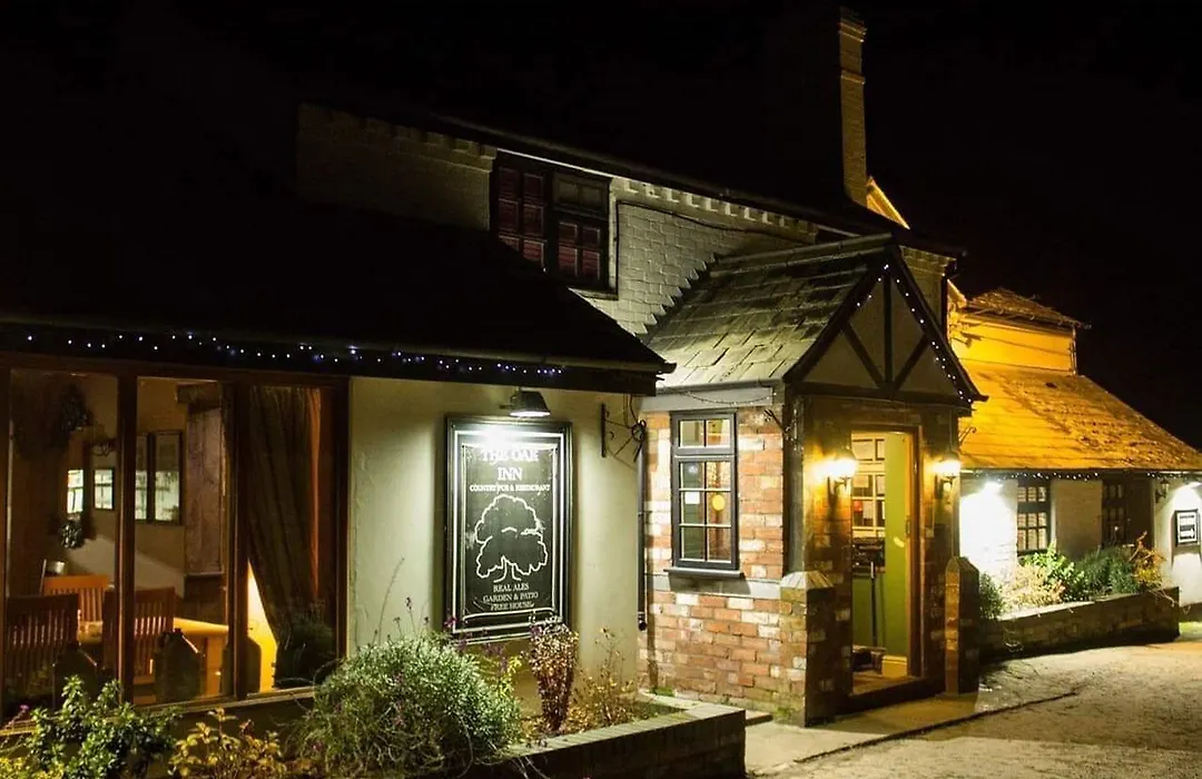 The Oak Inn Staplow-1