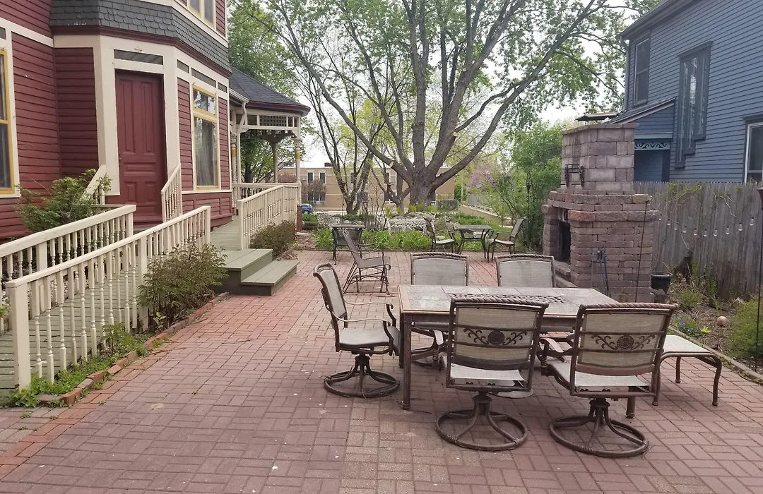 Historic Victorian Inn-1