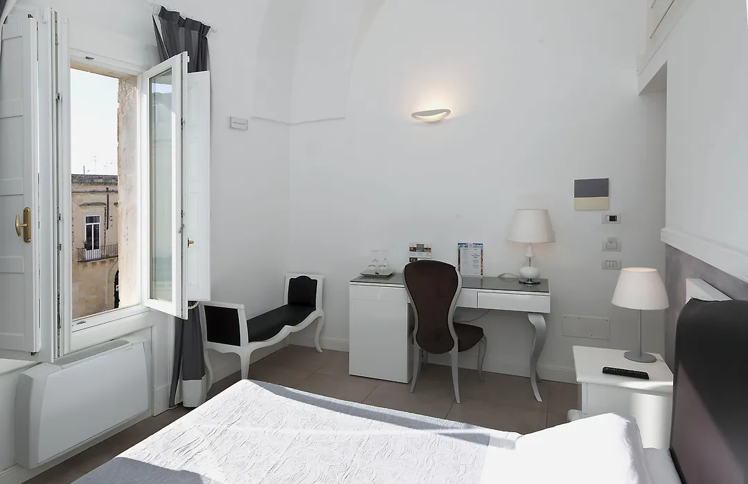 Palazzo Marini B&B Di Charme-1