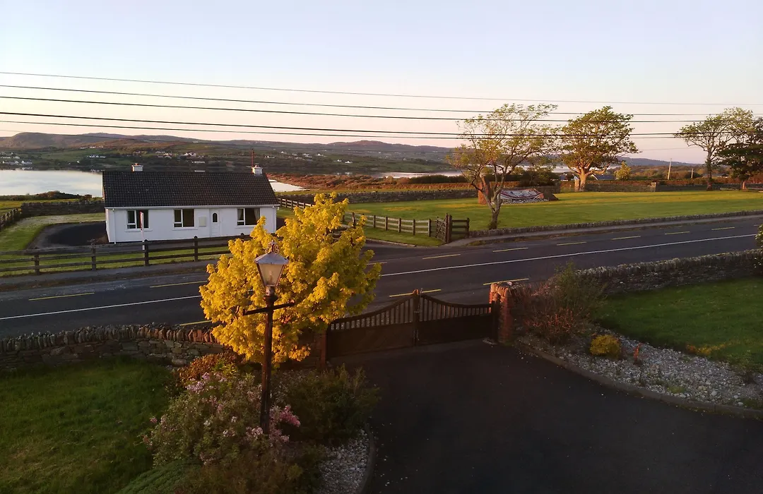 Madra Rua Organic Accommodation-1