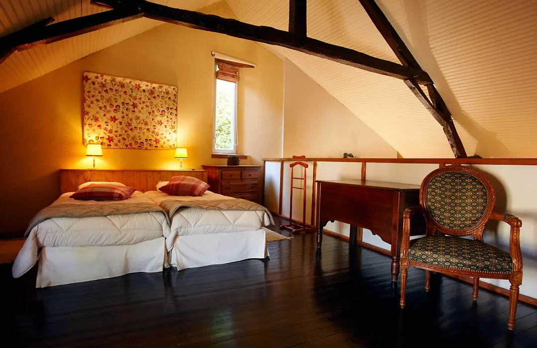 Domaine de la Juranvillerie, chambres et tables d'hôtes-1