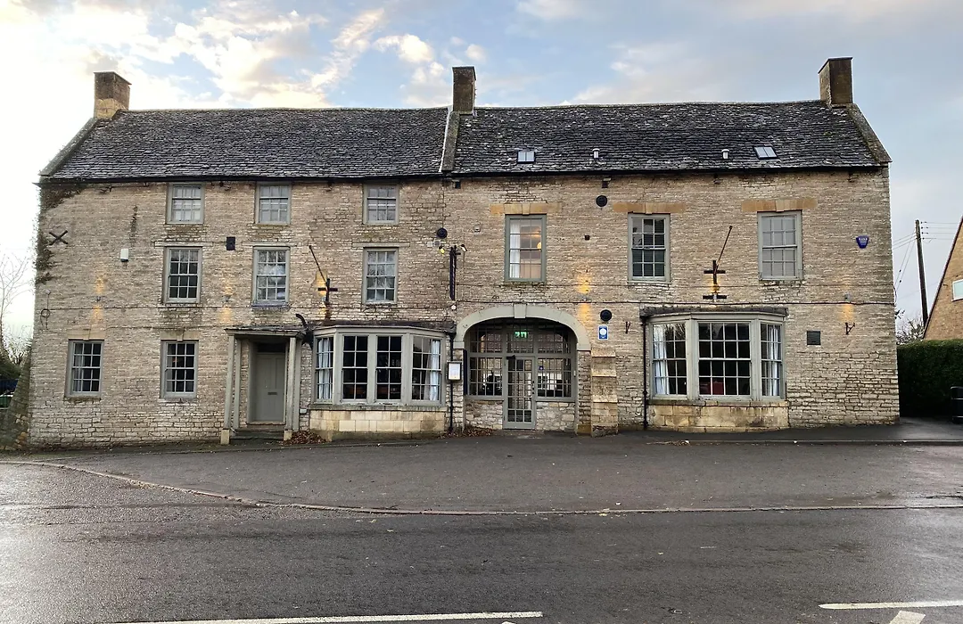 The Halford Bridge Inn-1