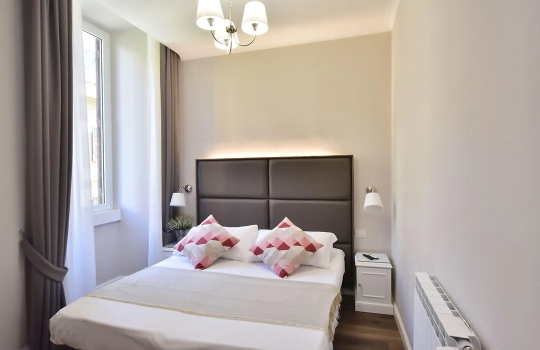 Sacconi Palace Suite Roma-1