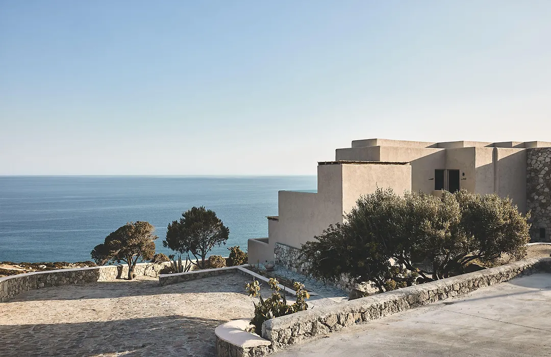 Noma Milos - Delmar Collection-1