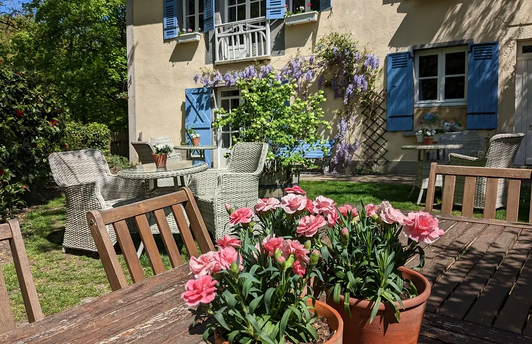 Sous le Chateau-1