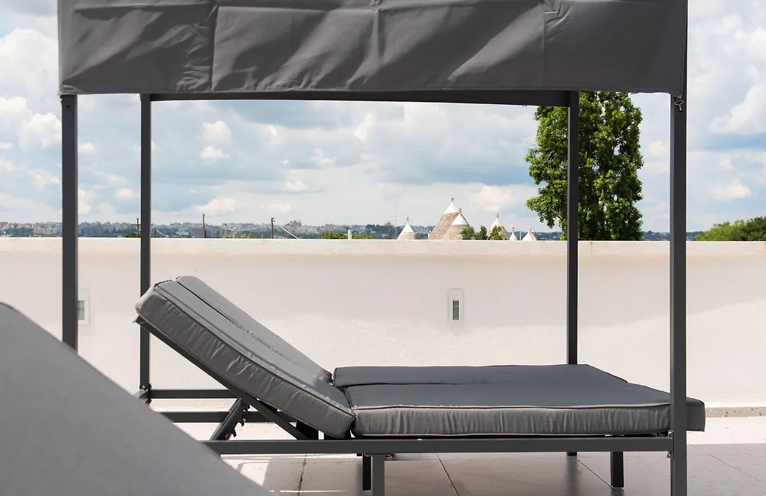 Lisetta Gardens Boutique & Suites-1