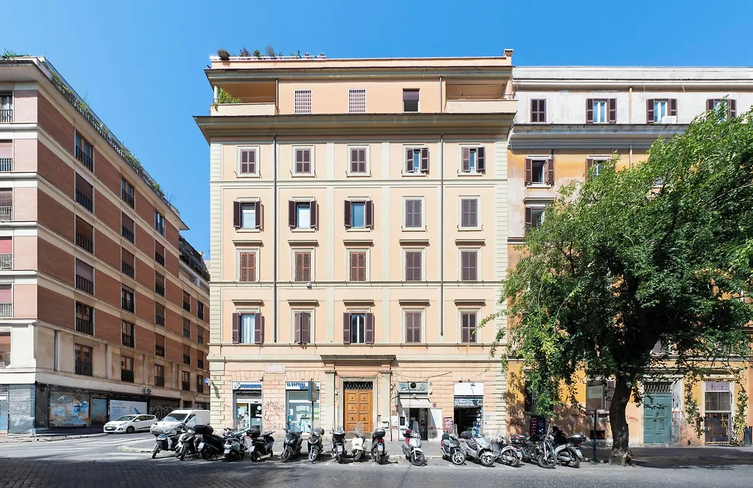 Maria Luxury Apartment-1