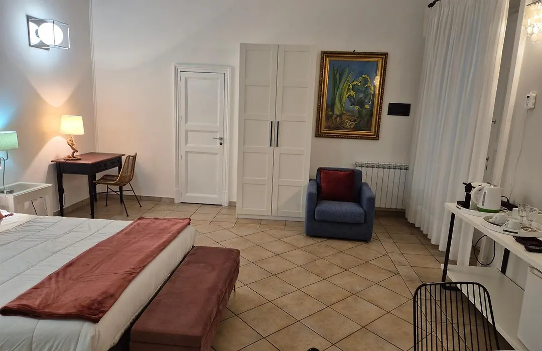 Centro Storico Home With Terrace-1