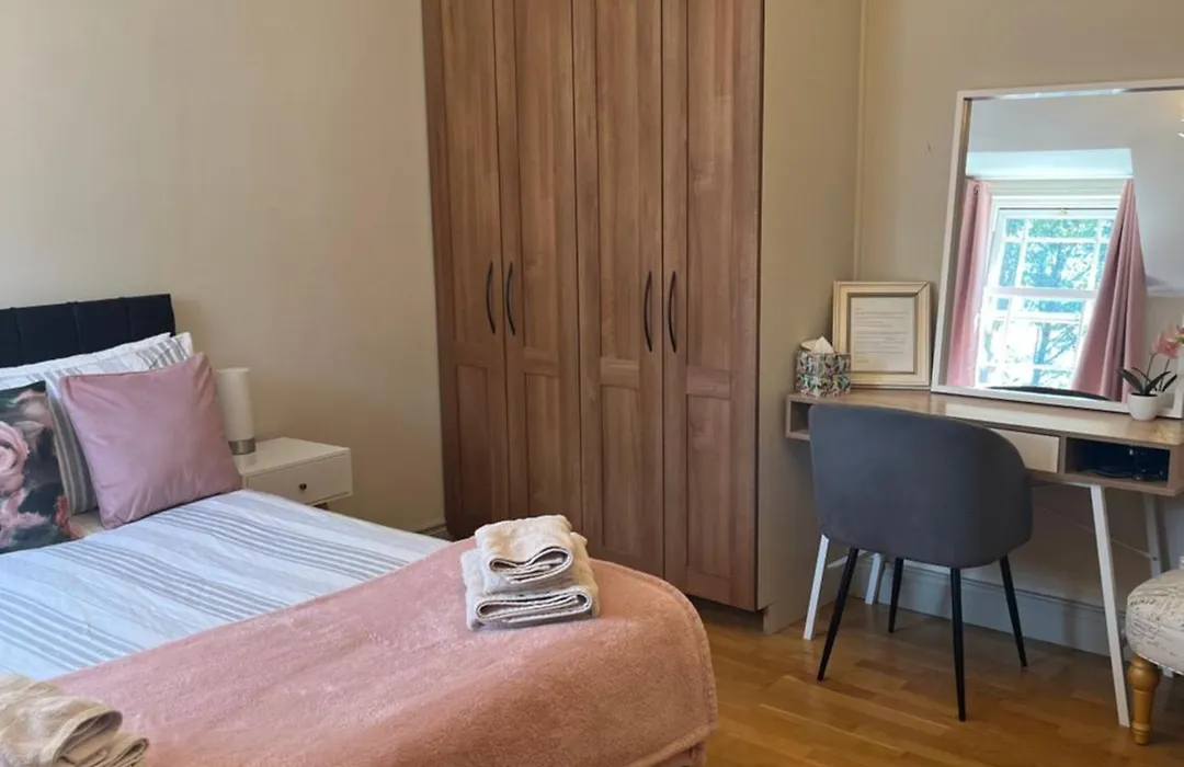 Clover Cottage-1