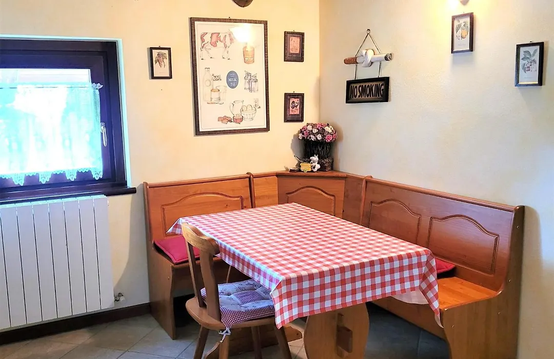 Cinque Abeti Agrialloggio Mountain Lake Iseo Hospitality-1