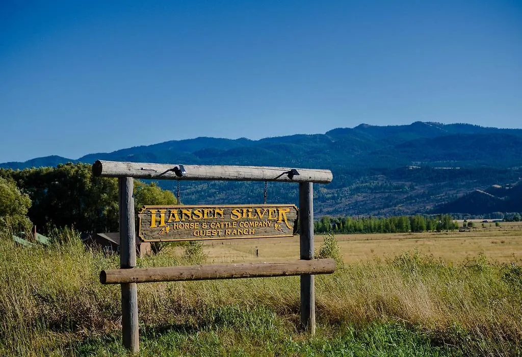 Hansen Guest Ranch-1