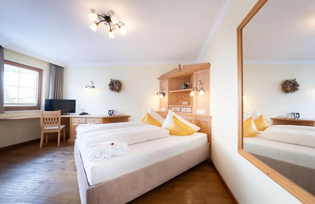 Hotel Trisanna-1