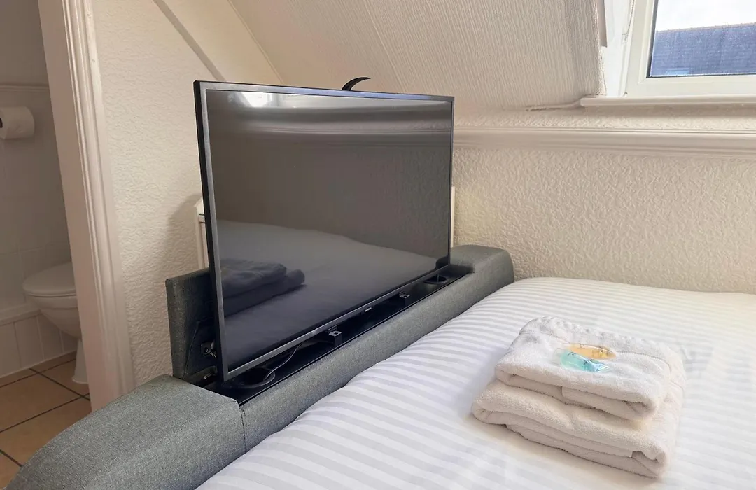 Gumfreston Guest House-1