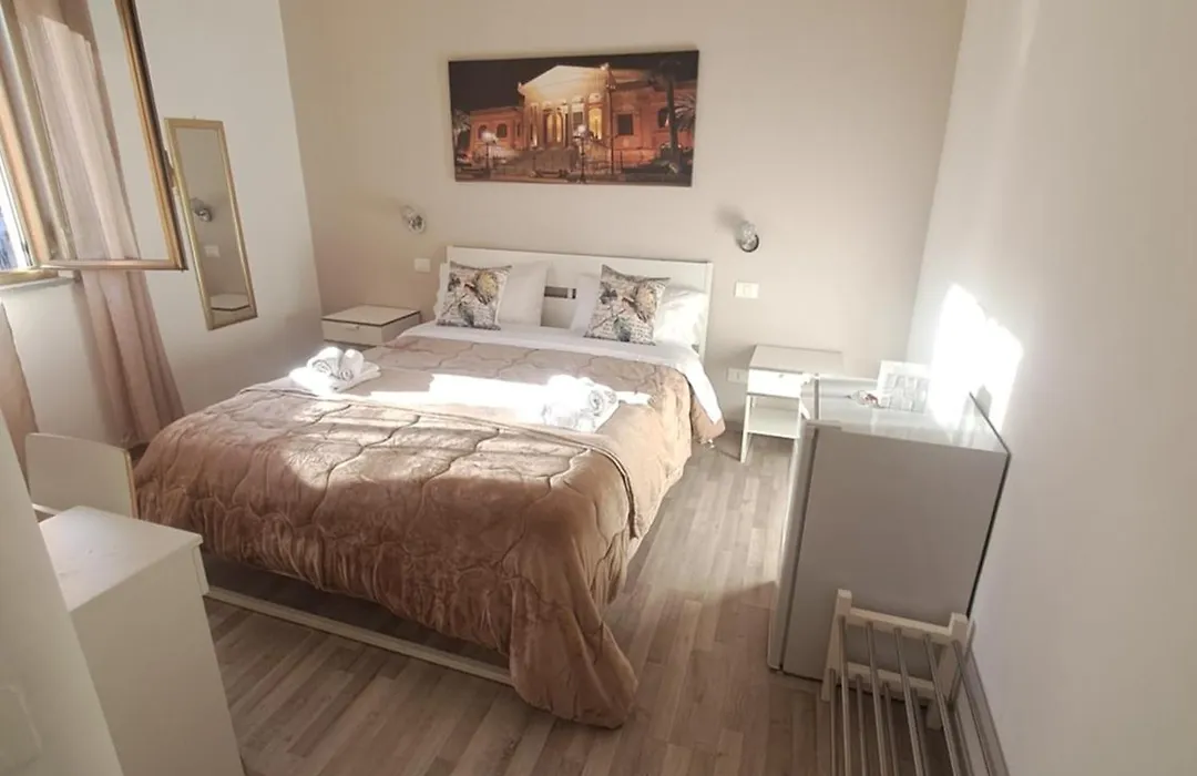 Bedroom la stazione-1