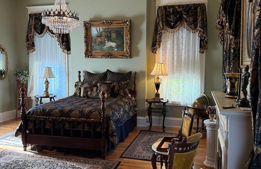 The Stegmaier Mansion Guest House-1