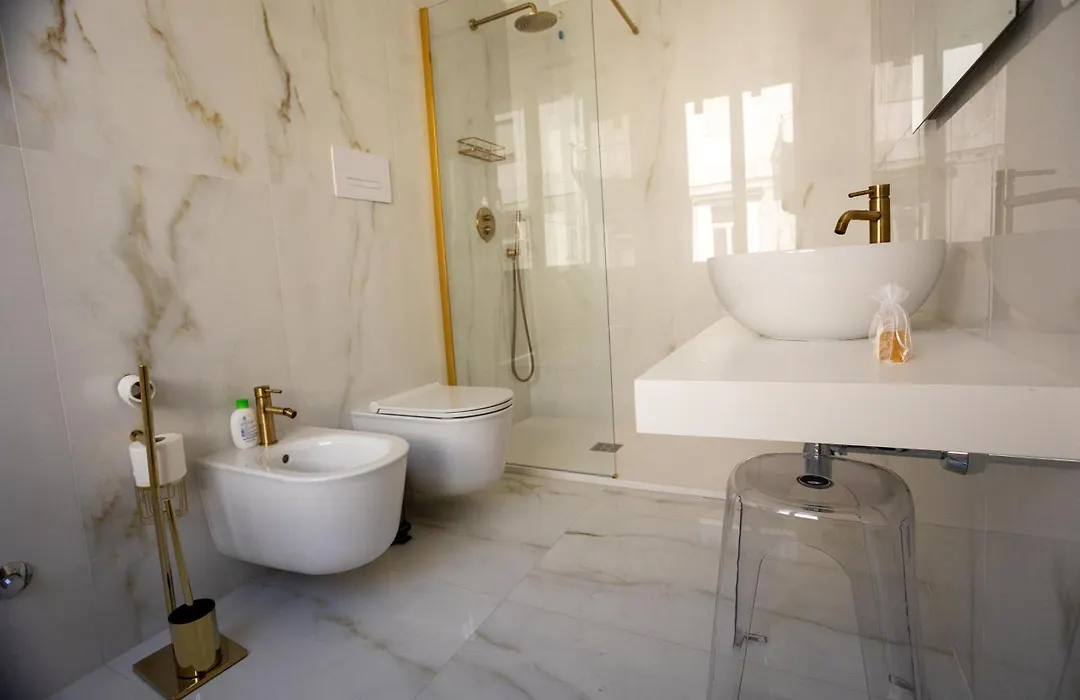 Poseidon B&B-1