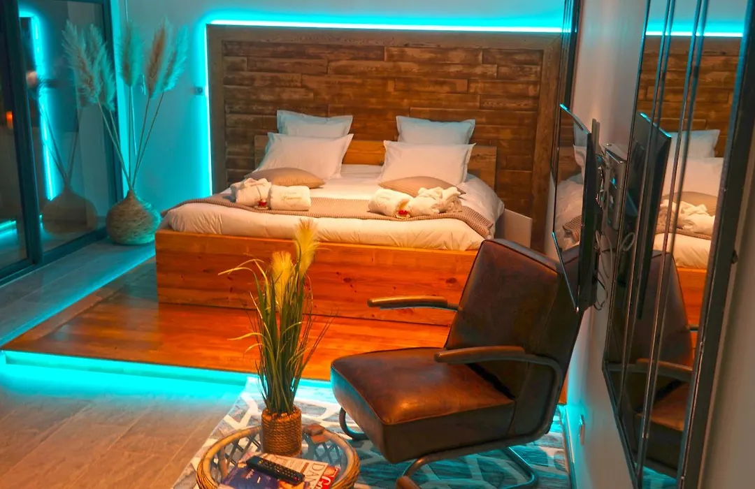 Cocon D'amour En Luberon - Chambre Spa a proximite de l'Isle sur la Sorgue-1
